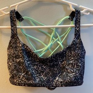 lulelemon bra free to be wild